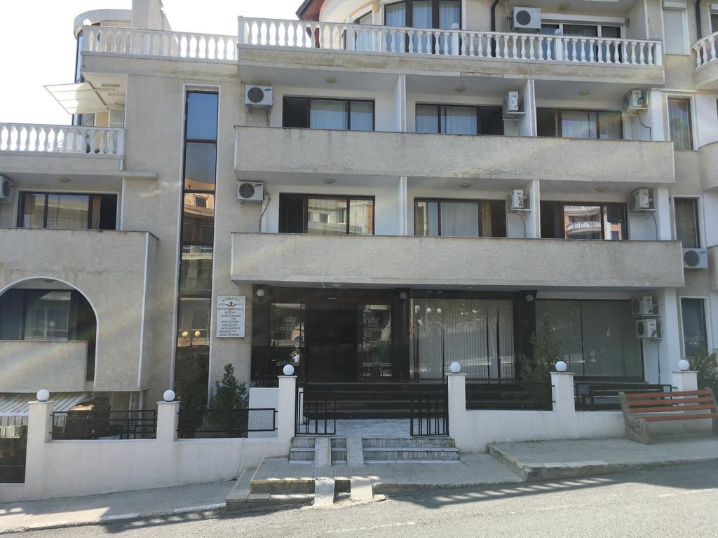 סבטי ולאס Hotel Corona מראה חיצוני תמונה