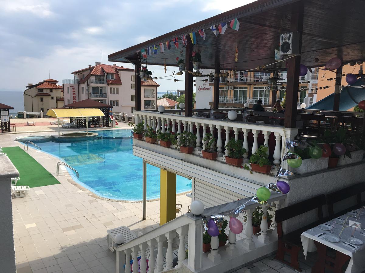 סבטי ולאס Hotel Corona מראה חיצוני תמונה